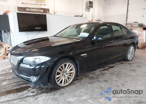2011 BMW 550I xDrive из США, поврежденный, VIN WBAFU9C5XBC783661